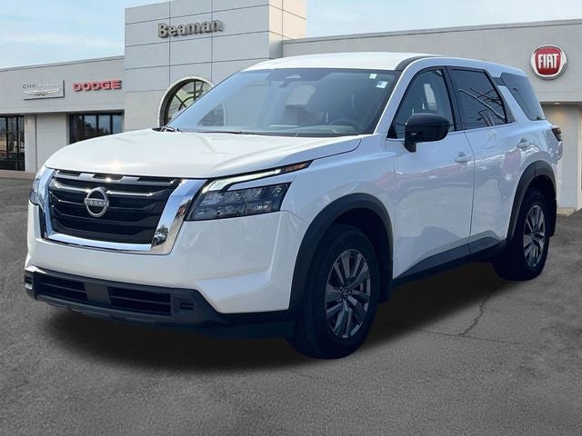 2025 Nissan Pathfinder S