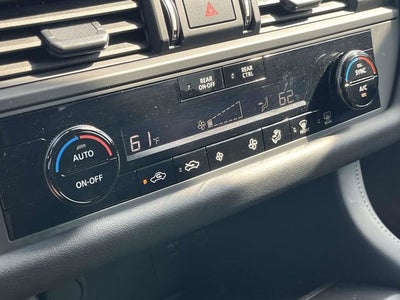 2025 Nissan Pathfinder S