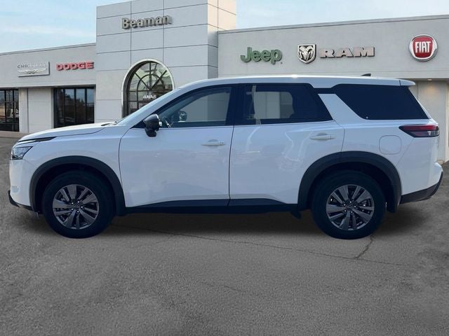 2025 Nissan Pathfinder S