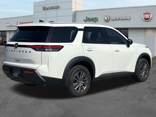 2025 Nissan Pathfinder S