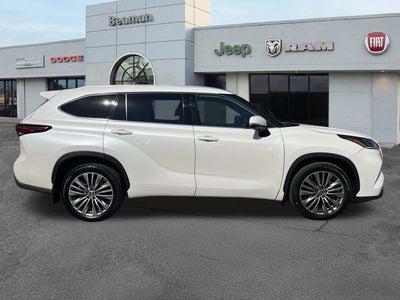 2021 Toyota Highlander Platinum