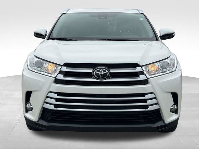 2017 Toyota Highlander Base