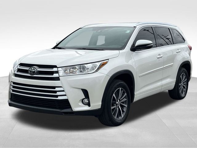 2017 Toyota Highlander Base