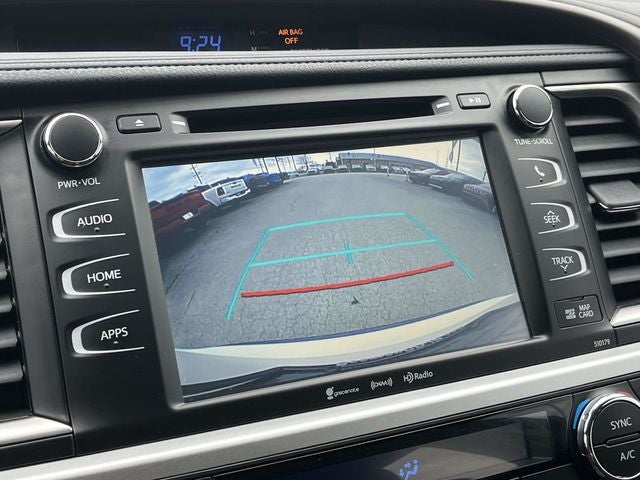 2017 Toyota Highlander Base