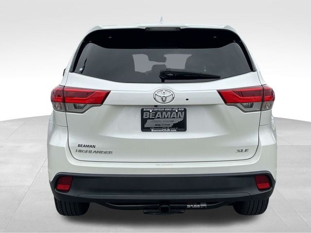 2017 Toyota Highlander Base