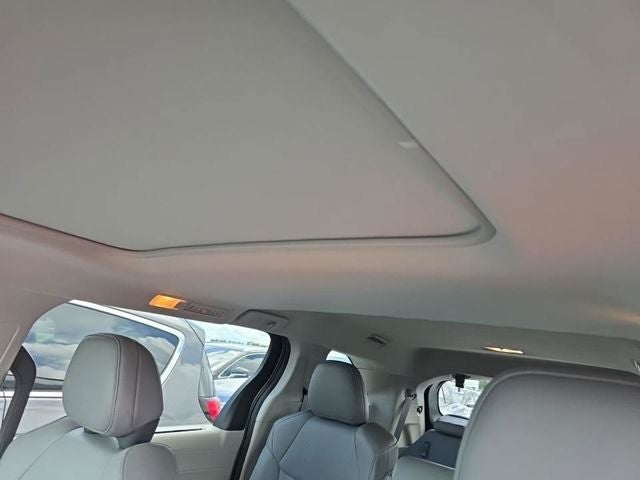 2021 Toyota Sienna XLE 8 Passenger