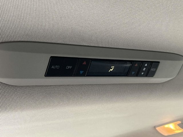 2021 Toyota Sienna XLE 8 Passenger
