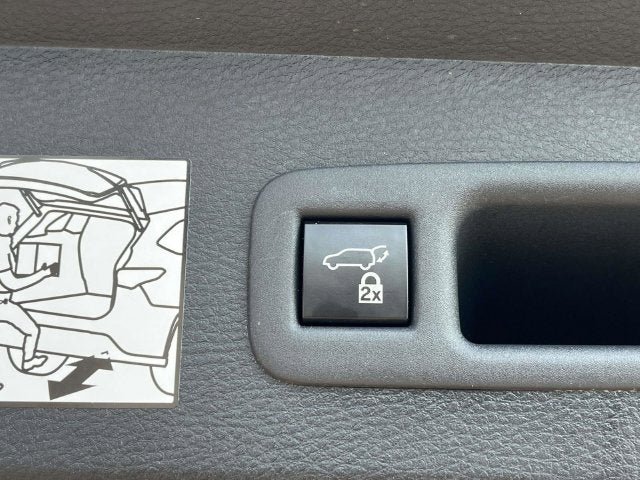 2021 Toyota Sienna XLE 8 Passenger