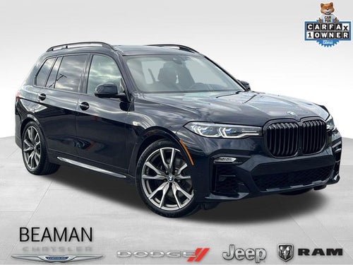 2022 BMW X7 M50i