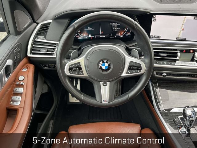 2022 BMW X7 M50i