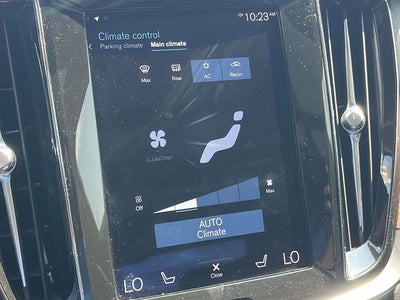 2022 Volvo S60 B5 Momentum