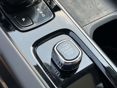 2022 Volvo S60 B5 Momentum