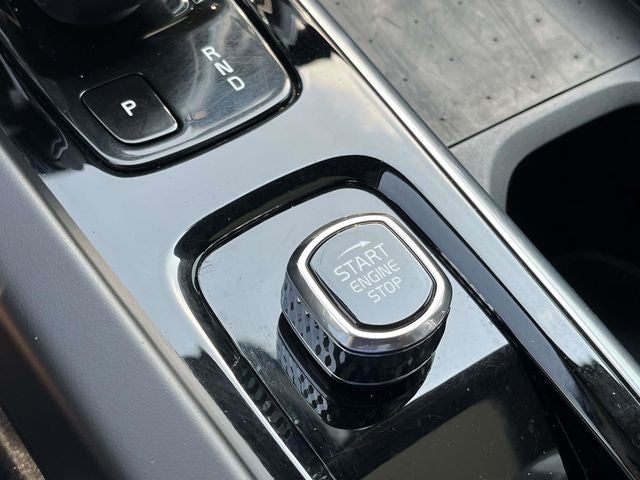 2022 Volvo S60 B5 Momentum