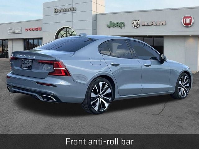 2022 Volvo S60 B5 Momentum