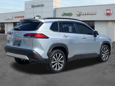 2023 Toyota Corolla Cross XLE