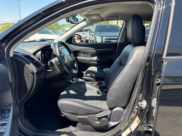2024 Mitsubishi Outlander Sport Base