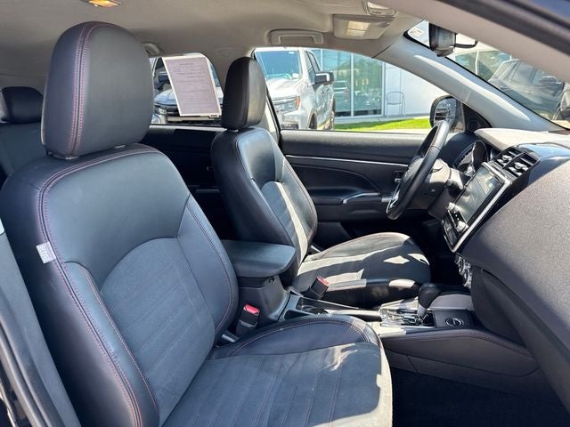 2024 Mitsubishi Outlander Sport Base