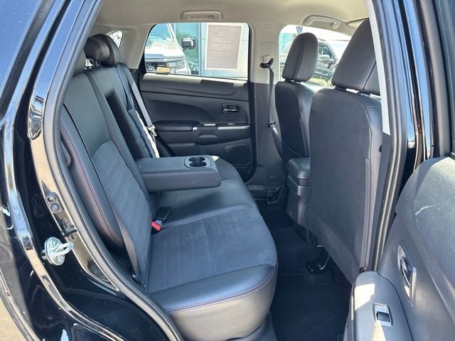 2024 Mitsubishi Outlander Sport Base