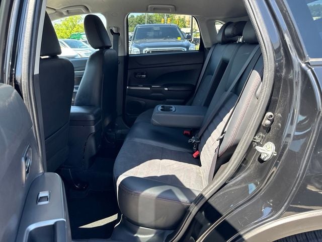 2024 Mitsubishi Outlander Sport Base