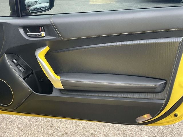 2017 Subaru BRZ Series.Yellow