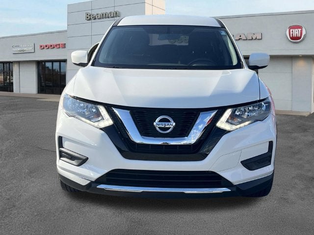Used 2017 Nissan Rogue S with VIN JN8AT2MTXHW135396 for sale in Murfreesboro, TN