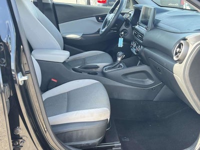 2023 Hyundai Kona SE