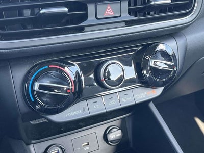 2023 Hyundai Kona SE