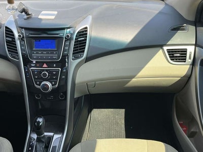 2017 Hyundai Elantra GT Base
