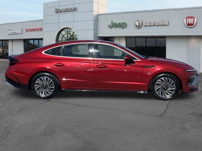 2025 Hyundai Sonata Hybrid SEL
