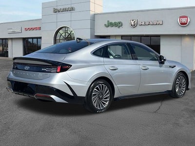 2025 Hyundai Sonata Hybrid SEL