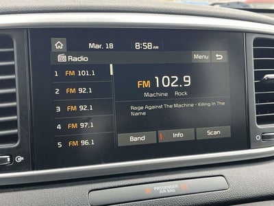 2022 Kia Sportage LX