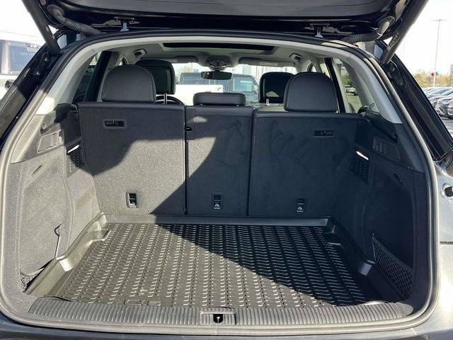 2023 Audi Q5 40 Premium quattro