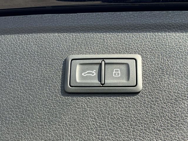 2023 Audi Q5 40 Premium quattro