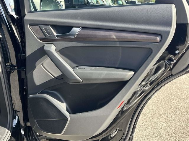 2023 Audi Q5 40 Premium quattro