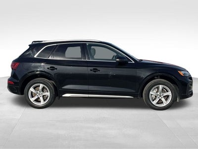 2023 Audi Q5 40 Premium quattro