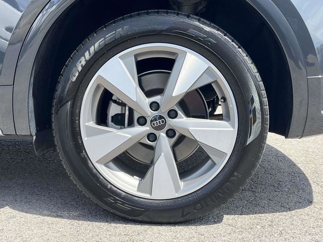 2023 Audi Q5 40 Premium Plus quattro