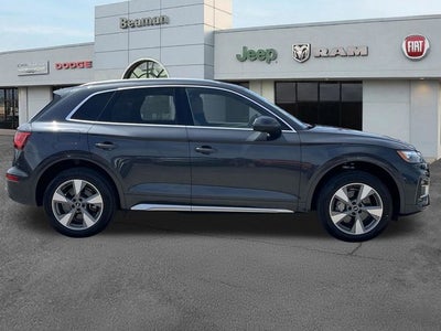 2023 Audi Q5 40 Premium Plus quattro