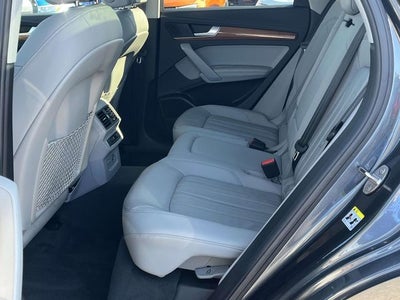 2022 Audi Q5 45 S line Premium quattro