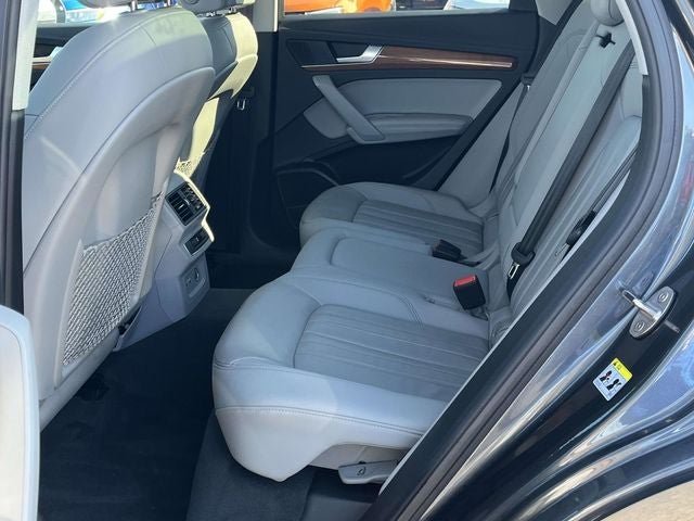 2022 Audi Q5 45 S line Premium quattro