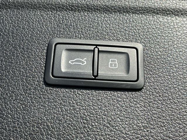 2022 Audi Q5 45 S line Premium quattro