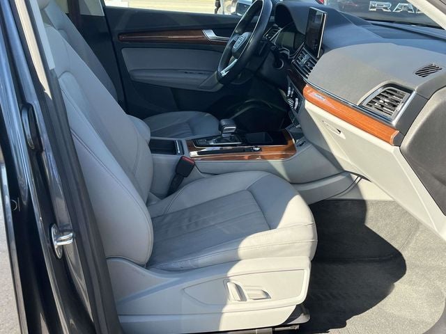 2022 Audi Q5 45 S line Premium quattro