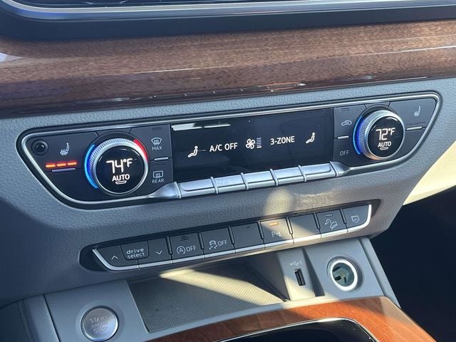 2022 Audi Q5 45 S line Premium quattro