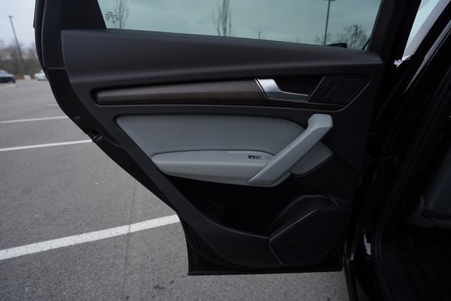 2022 Audi Q5 45 S line Premium quattro