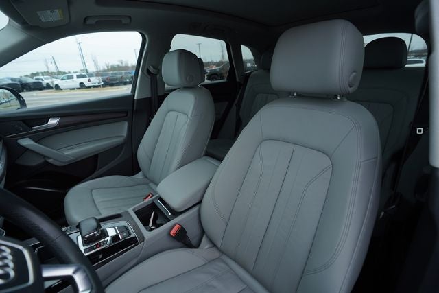 2022 Audi Q5 45 S line Premium quattro