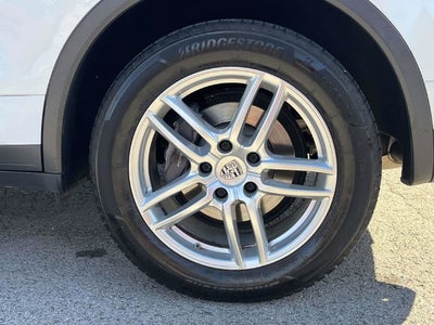 2016 Porsche Cayenne Base