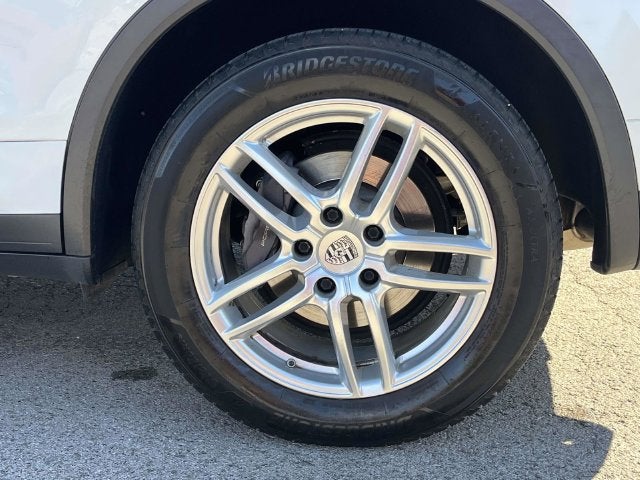 2016 Porsche Cayenne Base