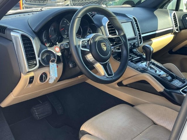 2016 Porsche Cayenne Base