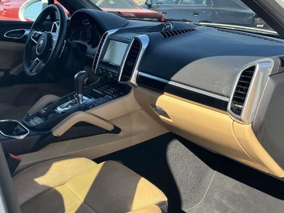 2016 Porsche Cayenne Base
