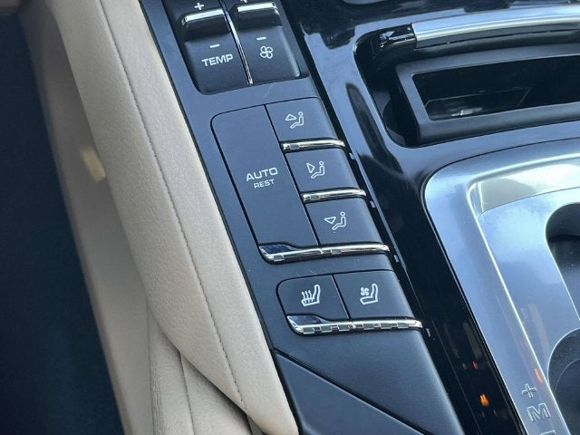 2016 Porsche Cayenne Base