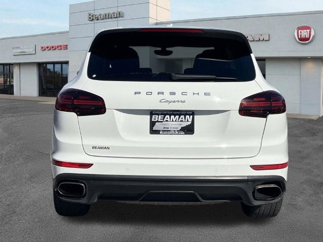 2016 Porsche Cayenne Base